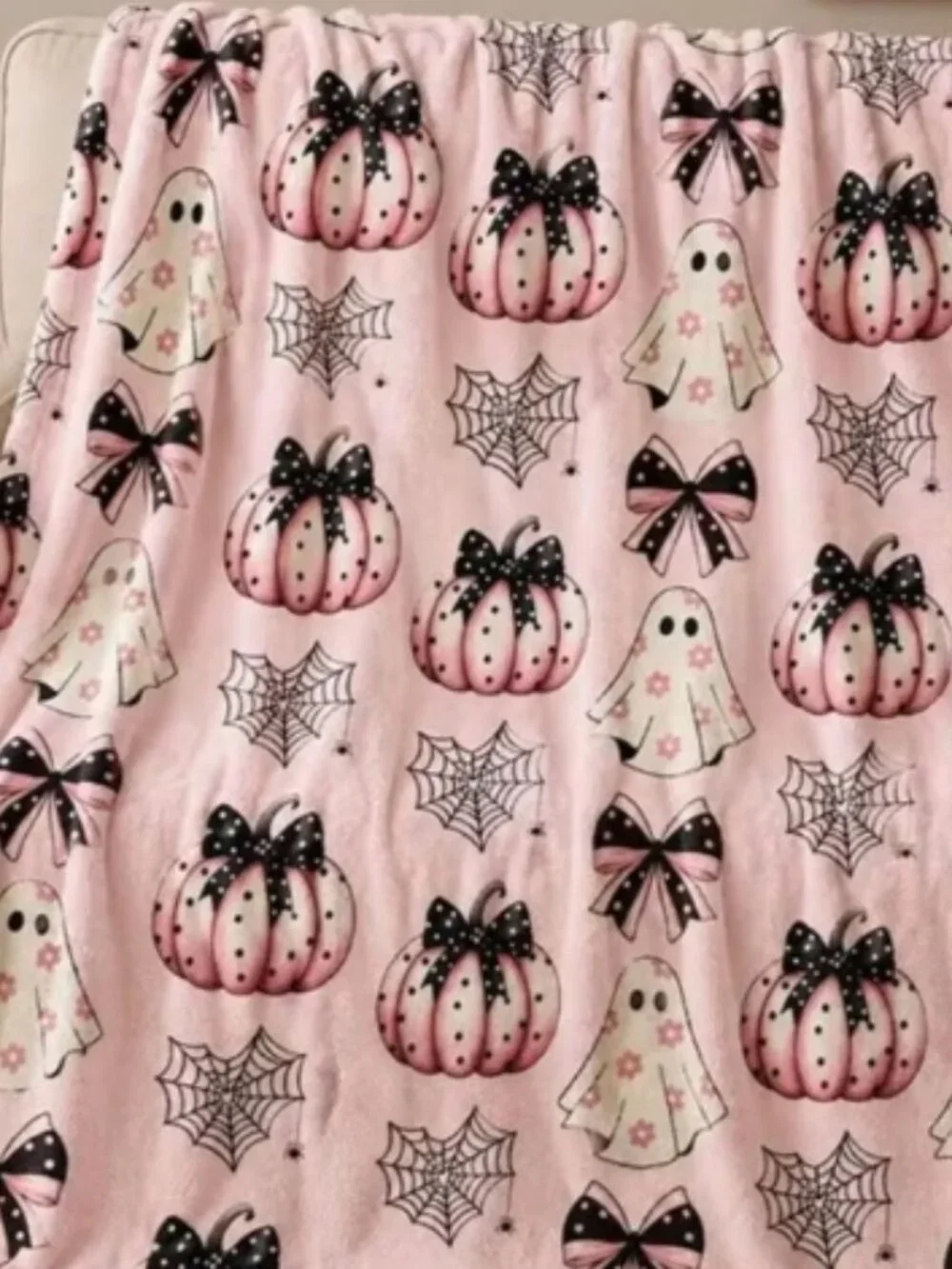 Halloween Pink Pumpkins, Ghosts, & Spider Webs Queen Plush Blanket